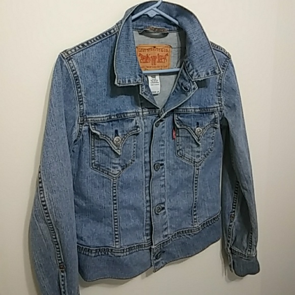 Levi Jacket! - Picture 4 of 5